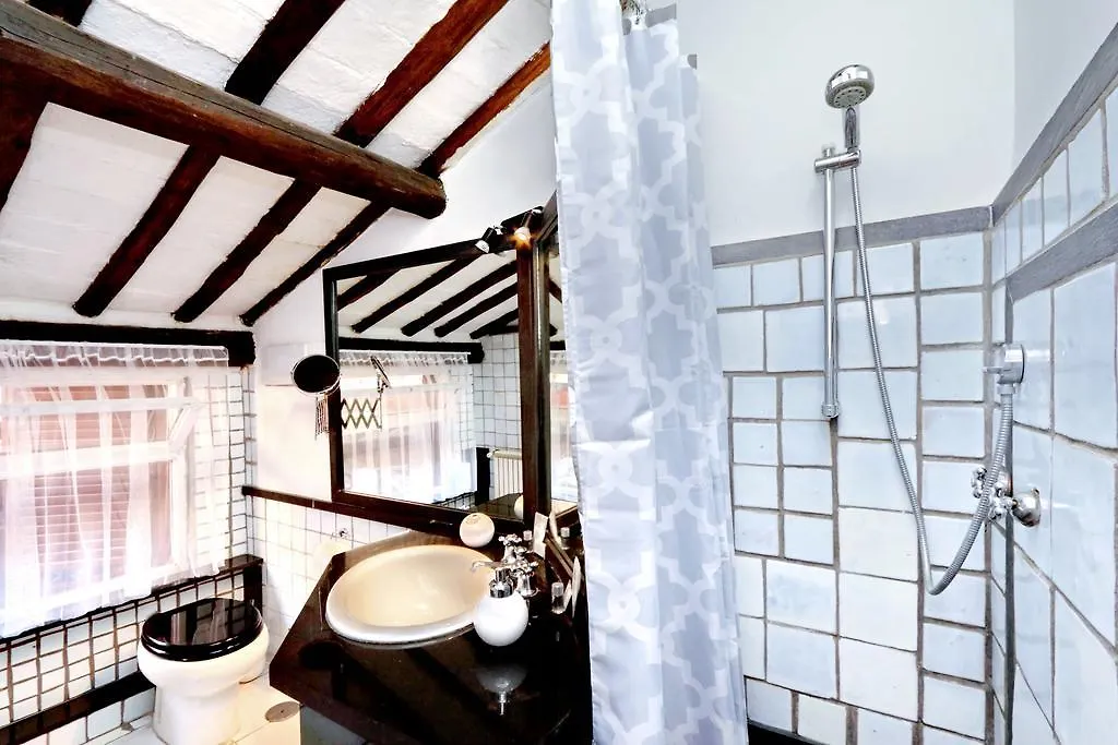 Fortune Temple Apartment Rome Italy