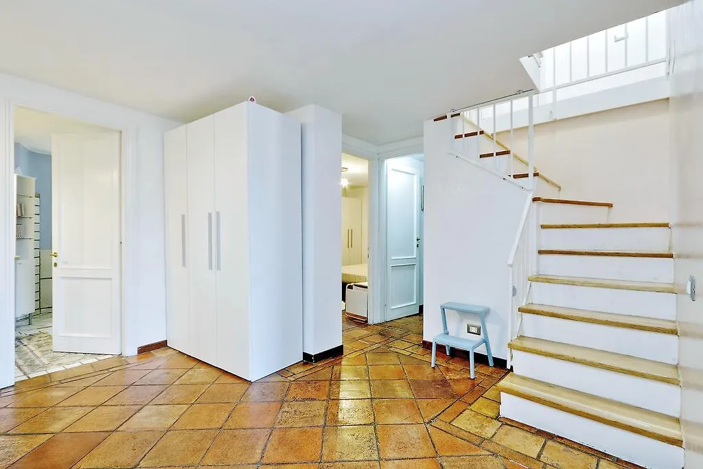 Fortune Temple Apartment Rome